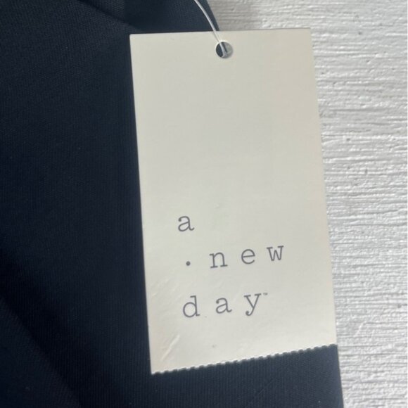 A New Day Wide Leg Pants Womens Size 14 Black New Pleated - Picture 9 of 9